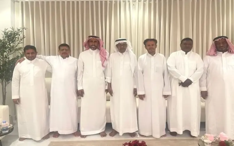 بركات العبدلي يحتفي بمناسبة تحقيق النصر الدوري